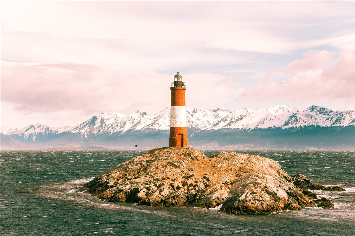 Faro histórico en el canal de Beagle, Ushuaia